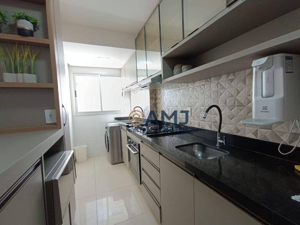 Apartamento à venda com 2 quartos, 56m² - Foto 14