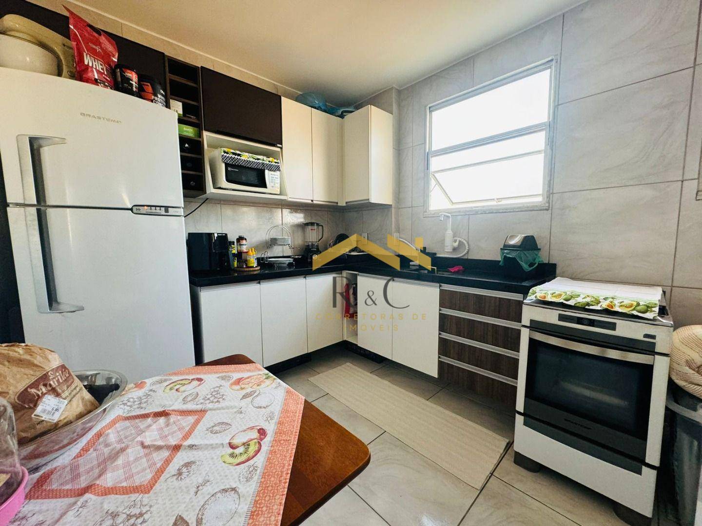 Apartamento à venda com 2 quartos, 68m² - Foto 8