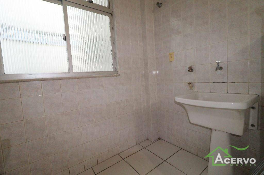 Apartamento para alugar com 2 quartos, 68m² - Foto 7