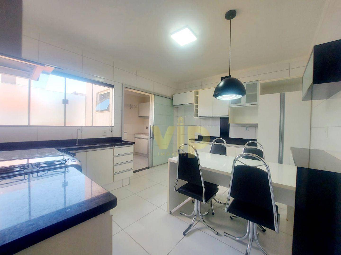 Apartamento à venda com 2 quartos, 116m² - Foto 3