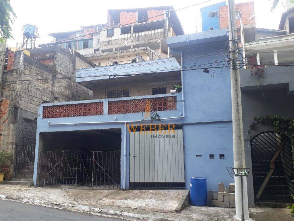 Casa à venda com 4 quartos, 100m² - Foto 2