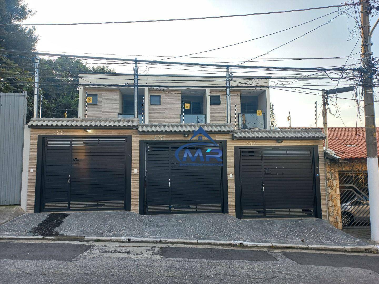 Sobrado à venda com 3 quartos, 125m² - Foto 1