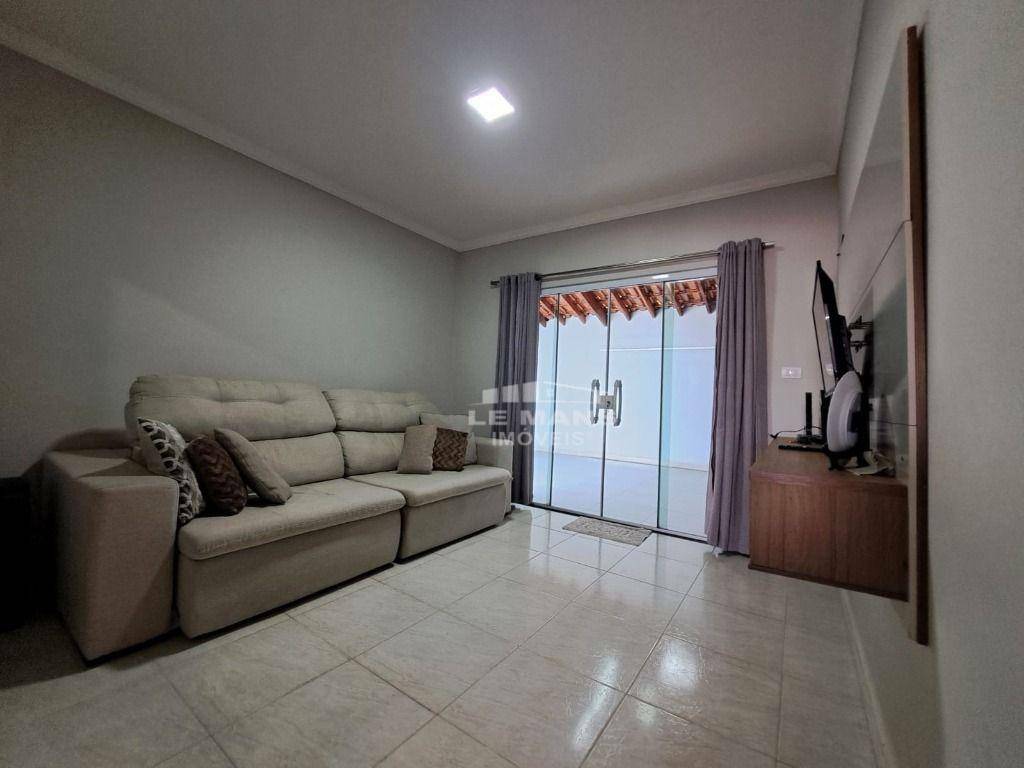 Casa à venda com 3 quartos, 150m² - Foto 7