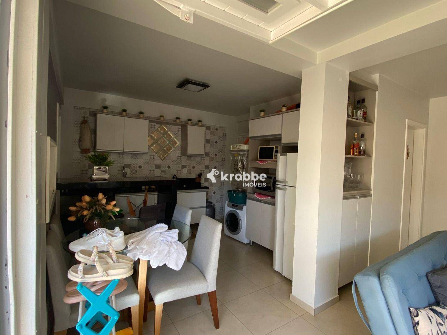 Casa à venda com 2 quartos, 160m² - Foto 6