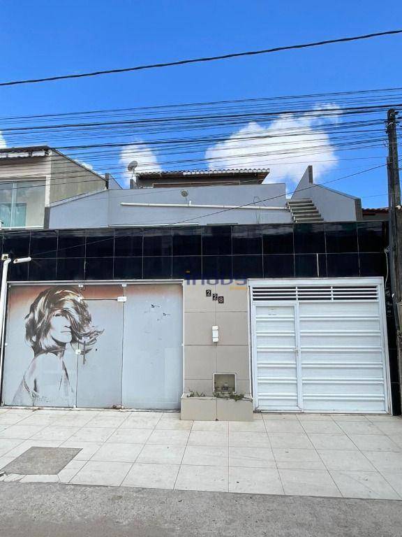 Casa, 5 quartos, 190 m² - Foto 1