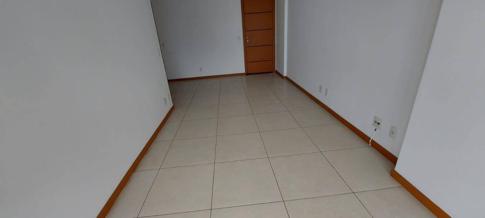 Apartamento à venda com 3 quartos, 106m² - Foto 4