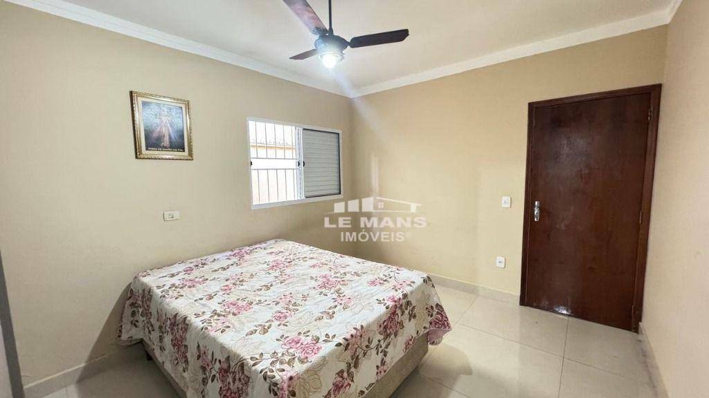 Casa à venda com 2 quartos, 110m² - Foto 18