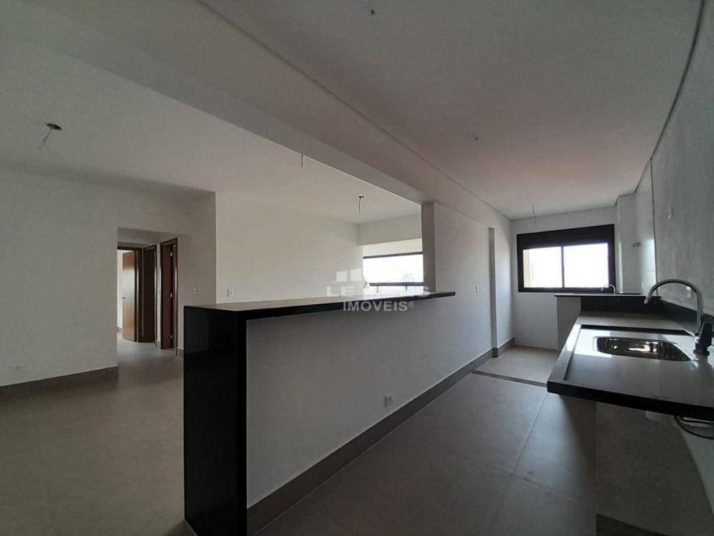 Apartamento à venda com 3 quartos, 109m² - Foto 3