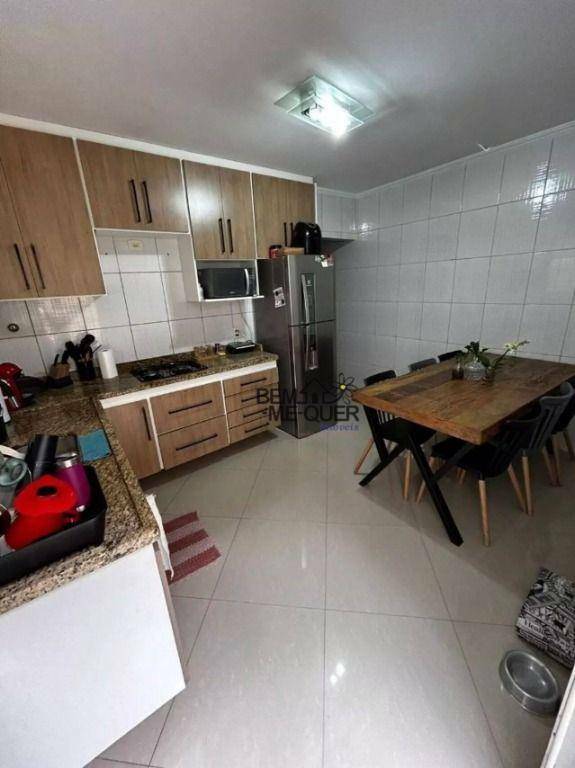 Sobrado à venda com 2 quartos, 120m² - Foto 5