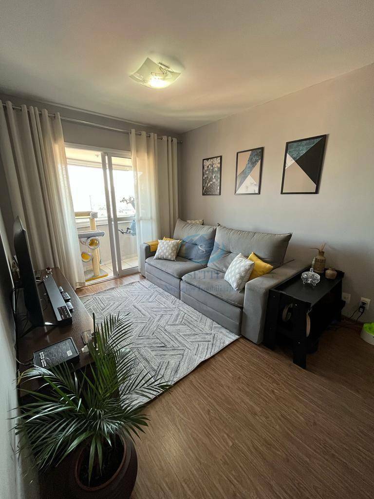 Apartamento à venda com 2 quartos, 69m² - Foto 2