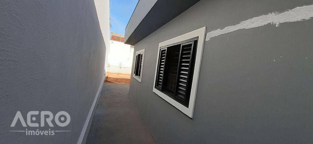 Casa à venda com 3 quartos, 95m² - Foto 21