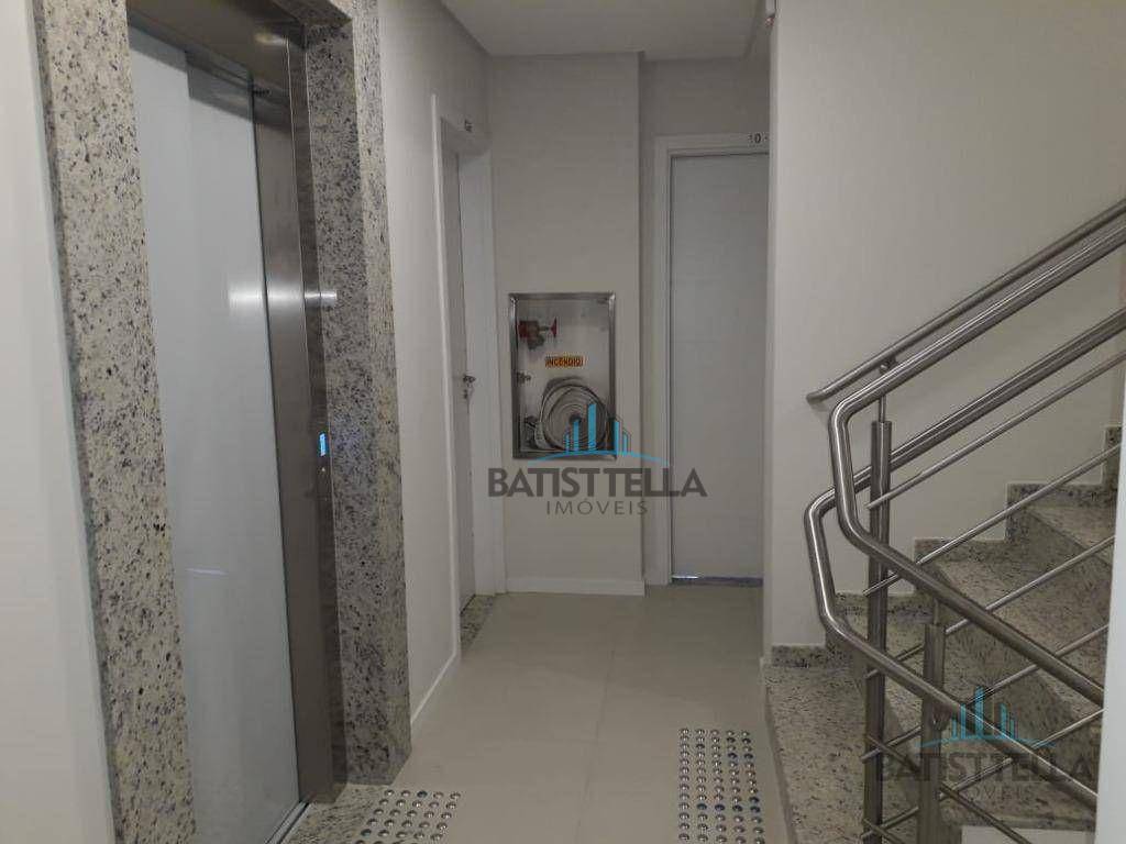 Apartamento à venda com 2 quartos, 68m² - Foto 29