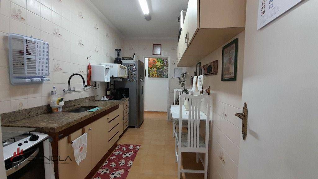 Apartamento à venda com 3 quartos, 90m² - Foto 17