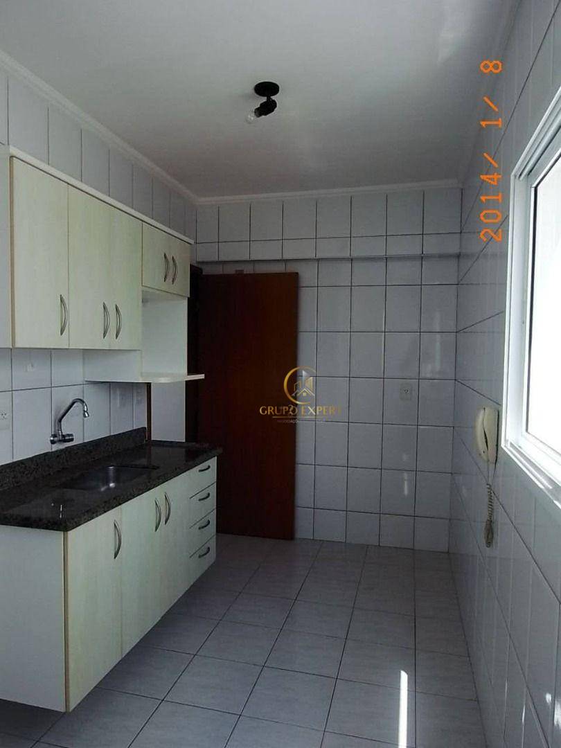 Apartamento para alugar com 2 quartos, 55m² - Foto 4