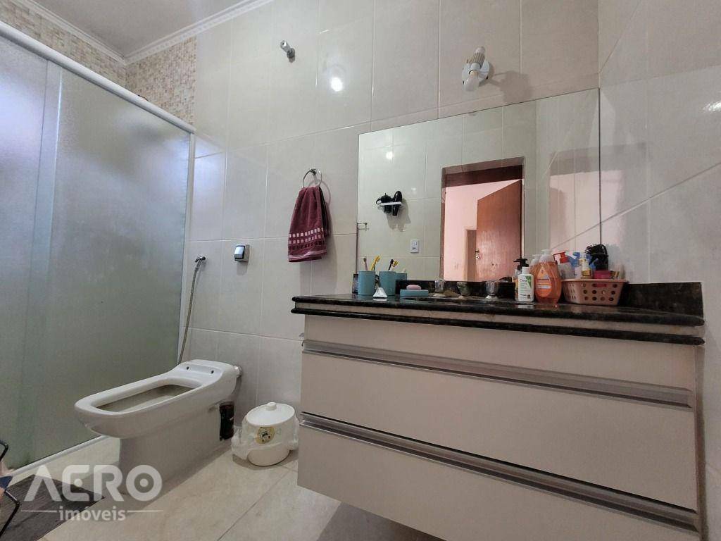 Casa à venda com 2 quartos, 126m² - Foto 39