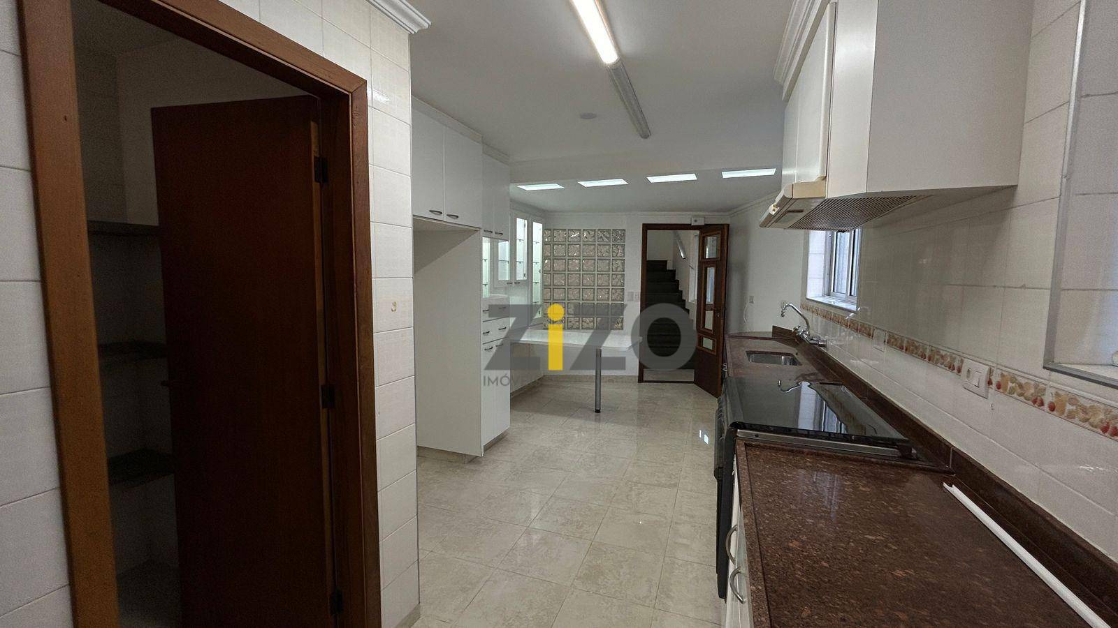 Casa de Condomínio à venda e aluguel com 3 quartos, 350m² - Foto 10