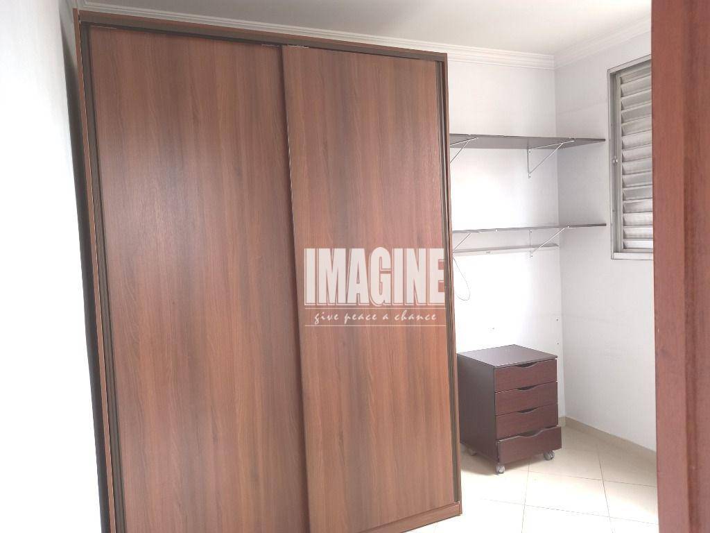 Apartamento à venda com 2 quartos, 56m² - Foto 12