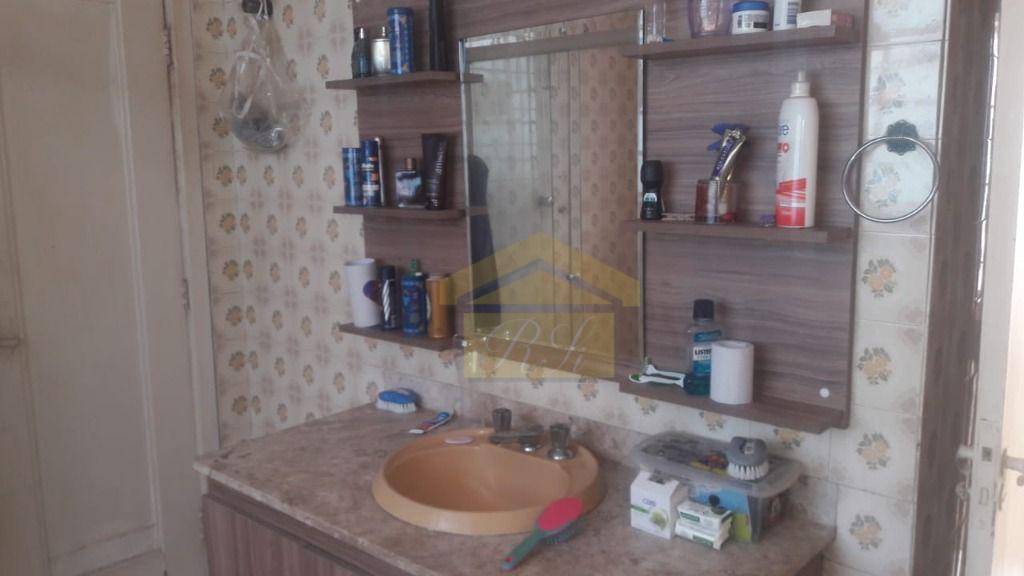 Sobrado à venda com 3 quartos, 350m² - Foto 4