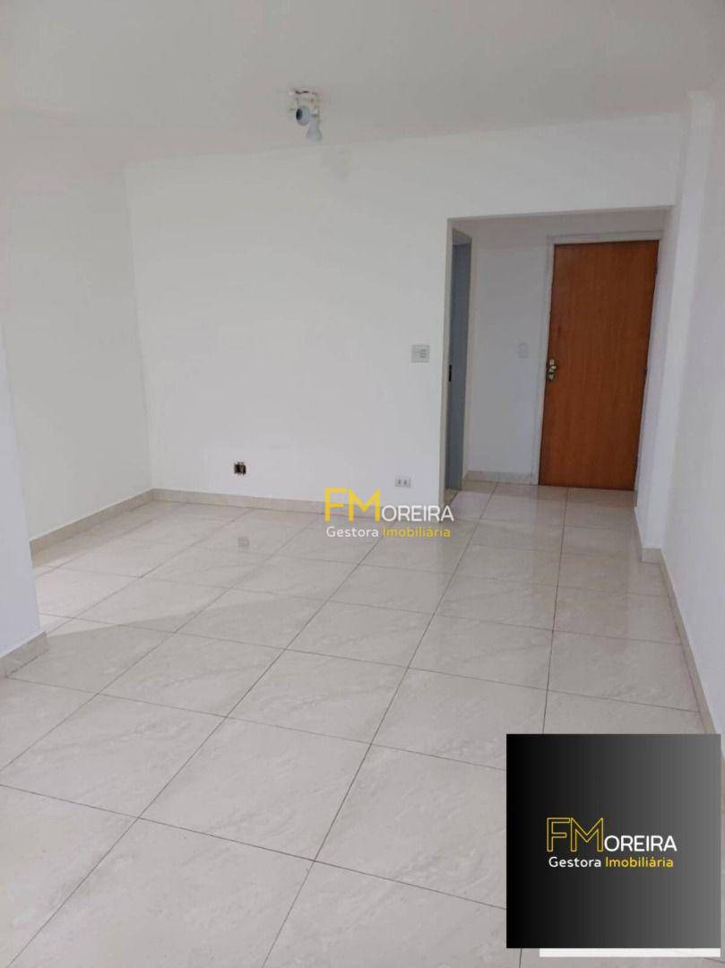 Apartamento para alugar com 3 quartos, 115m² - Foto 4