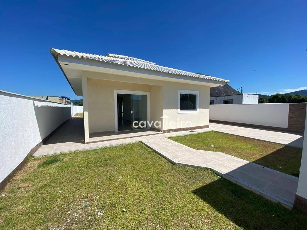 Casa à venda com 3 quartos, 89m² - Foto 1