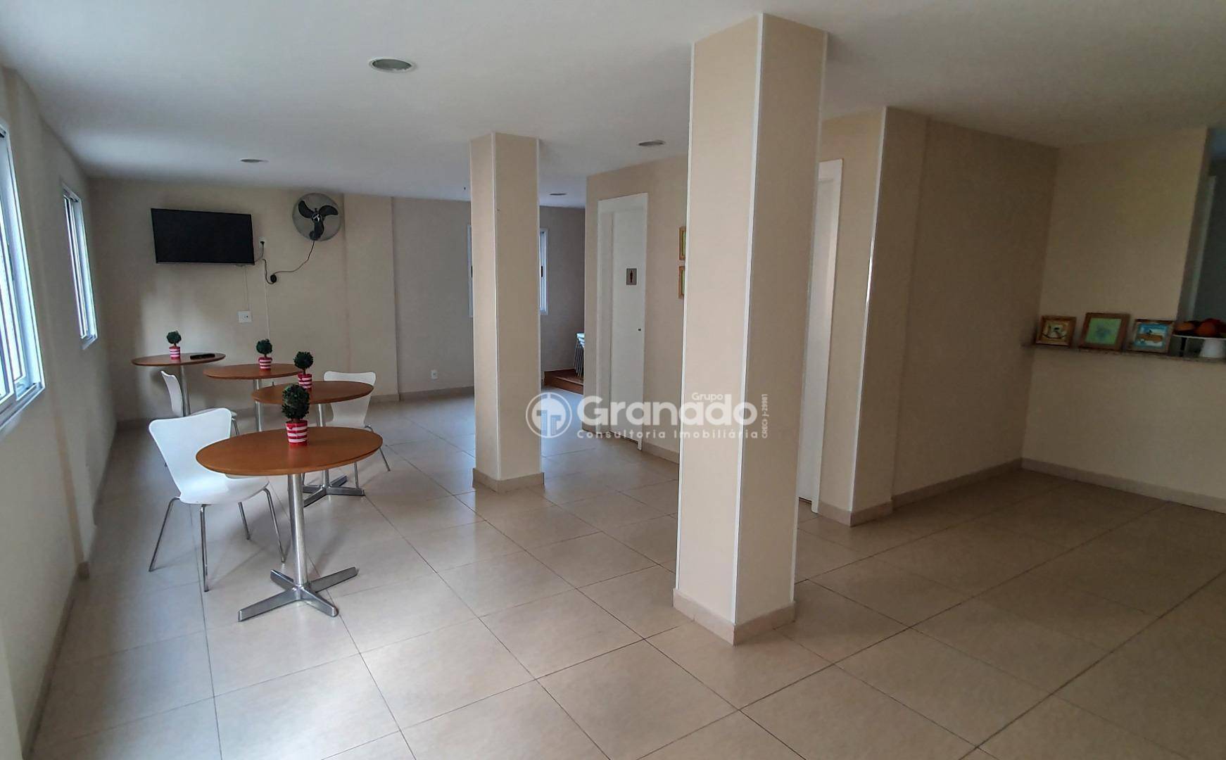 Apartamento à venda com 2 quartos, 67m² - Foto 48