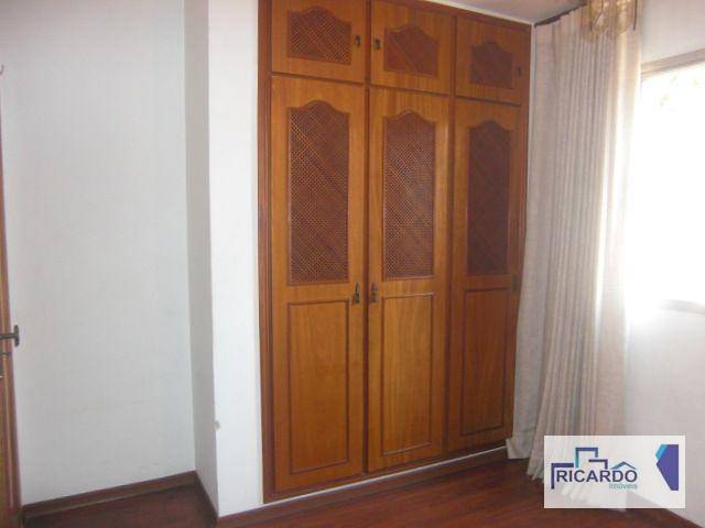 Apartamento à venda com 2 quartos, 80m² - Foto 19