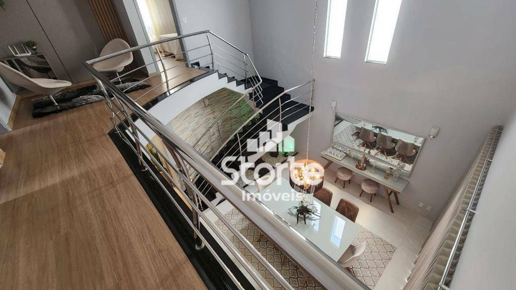 Casa à venda com 4 quartos, 340m² - Foto 4