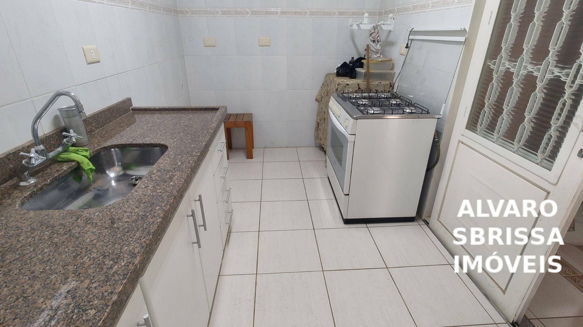 Chácara à venda com 3 quartos, 258m² - Foto 15