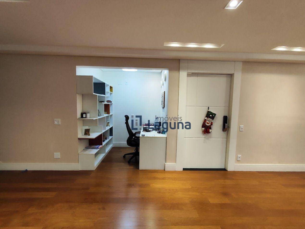 Apartamento à venda com 3 quartos, 155m² - Foto 6