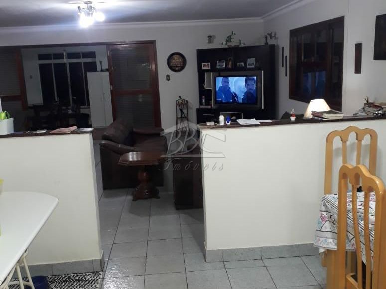 Chácara à venda com 3 quartos, 1800m² - Foto 9