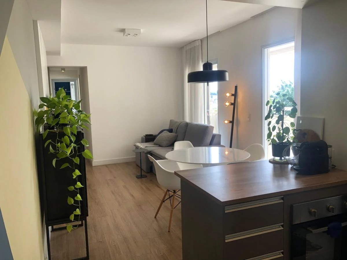 Apartamento à venda com 2 quartos, 56m² - Foto 2