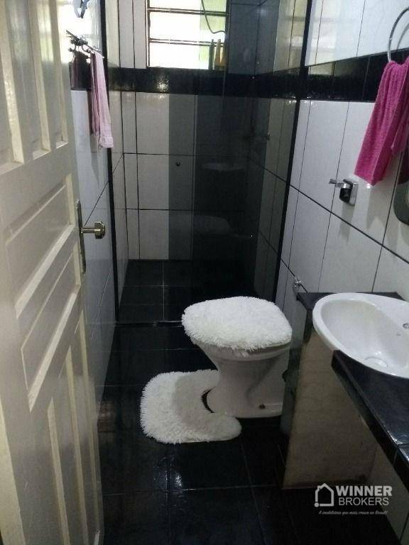 Casa à venda com 4 quartos, 80m² - Foto 4