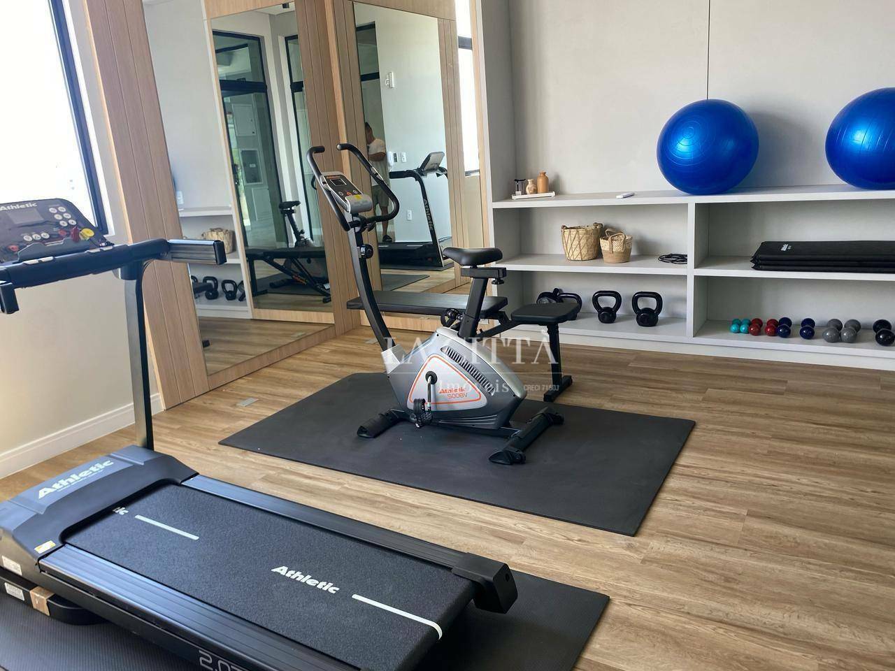 Apartamento à venda com 3 quartos, 79m² - Foto 3