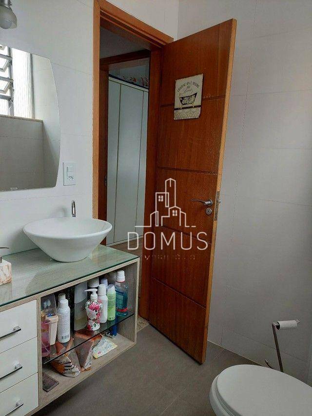 Apartamento à venda com 2 quartos, 75m² - Foto 4