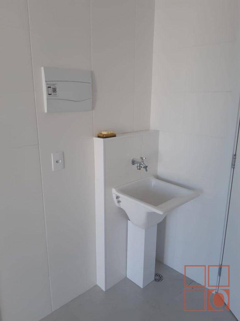 Apartamento à venda com 1 quarto, 28m² - Foto 2