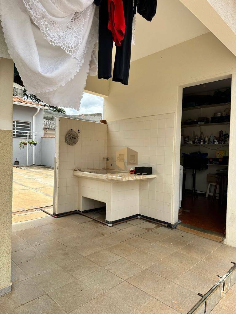 Casa à venda com 3 quartos, 231m² - Foto 44