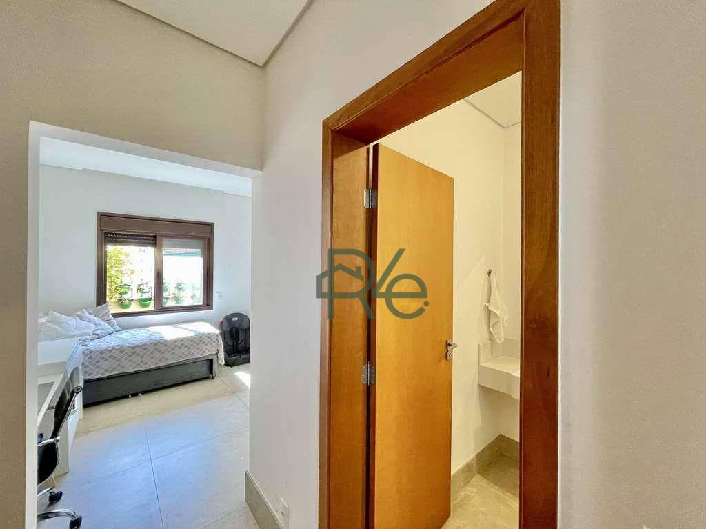 Casa de Condomínio à venda e aluguel com 6 quartos, 610m² - Foto 19