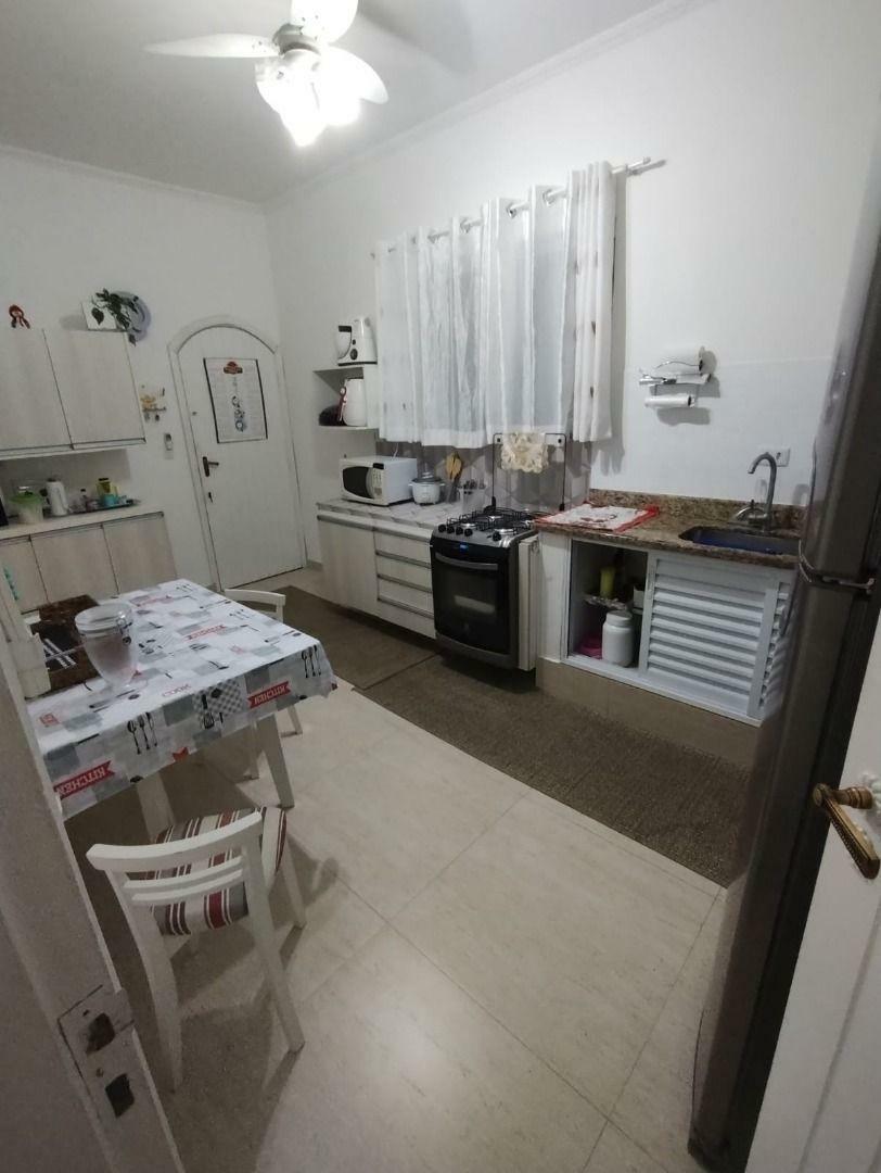 Casa à venda com 4 quartos, 150m² - Foto 11