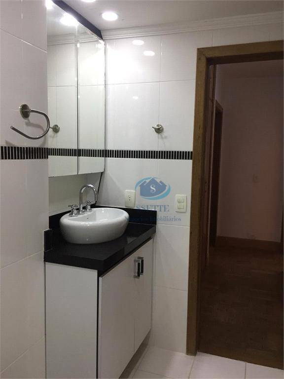 Apartamento à venda com 3 quartos, 130m² - Foto 28