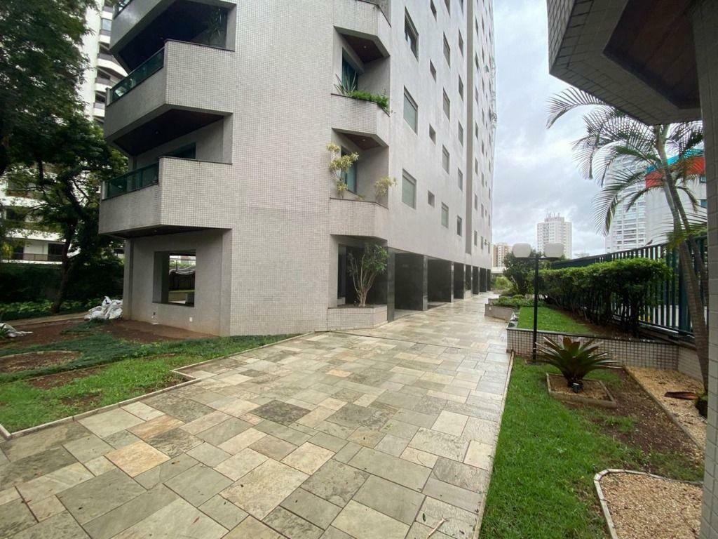 Apartamento à venda com 3 quartos, 157m² - Foto 6