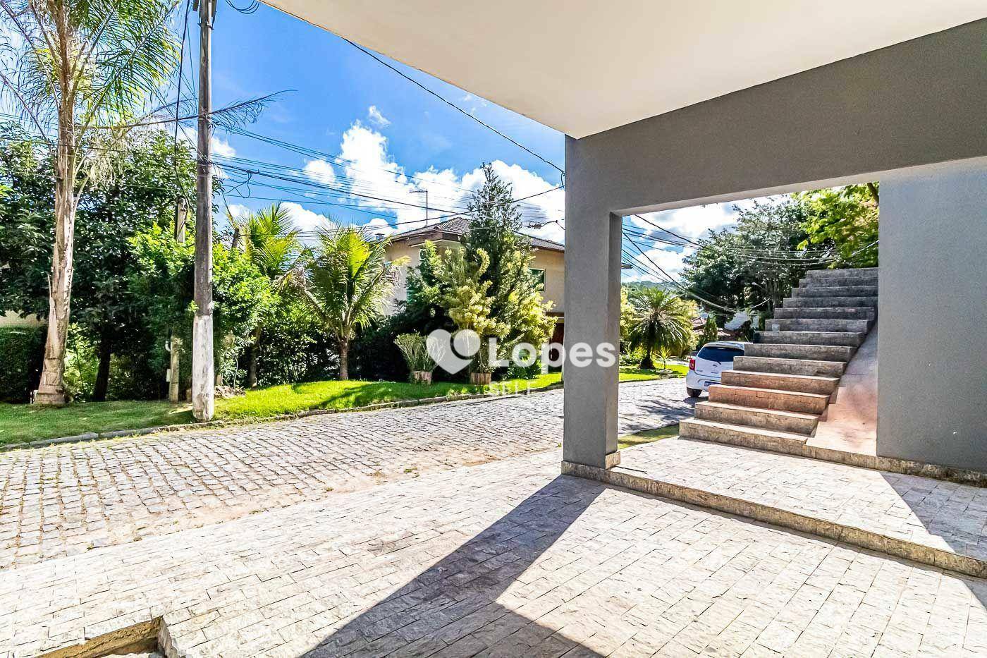 Casa de Condomínio à venda com 4 quartos, 436m² - Foto 3