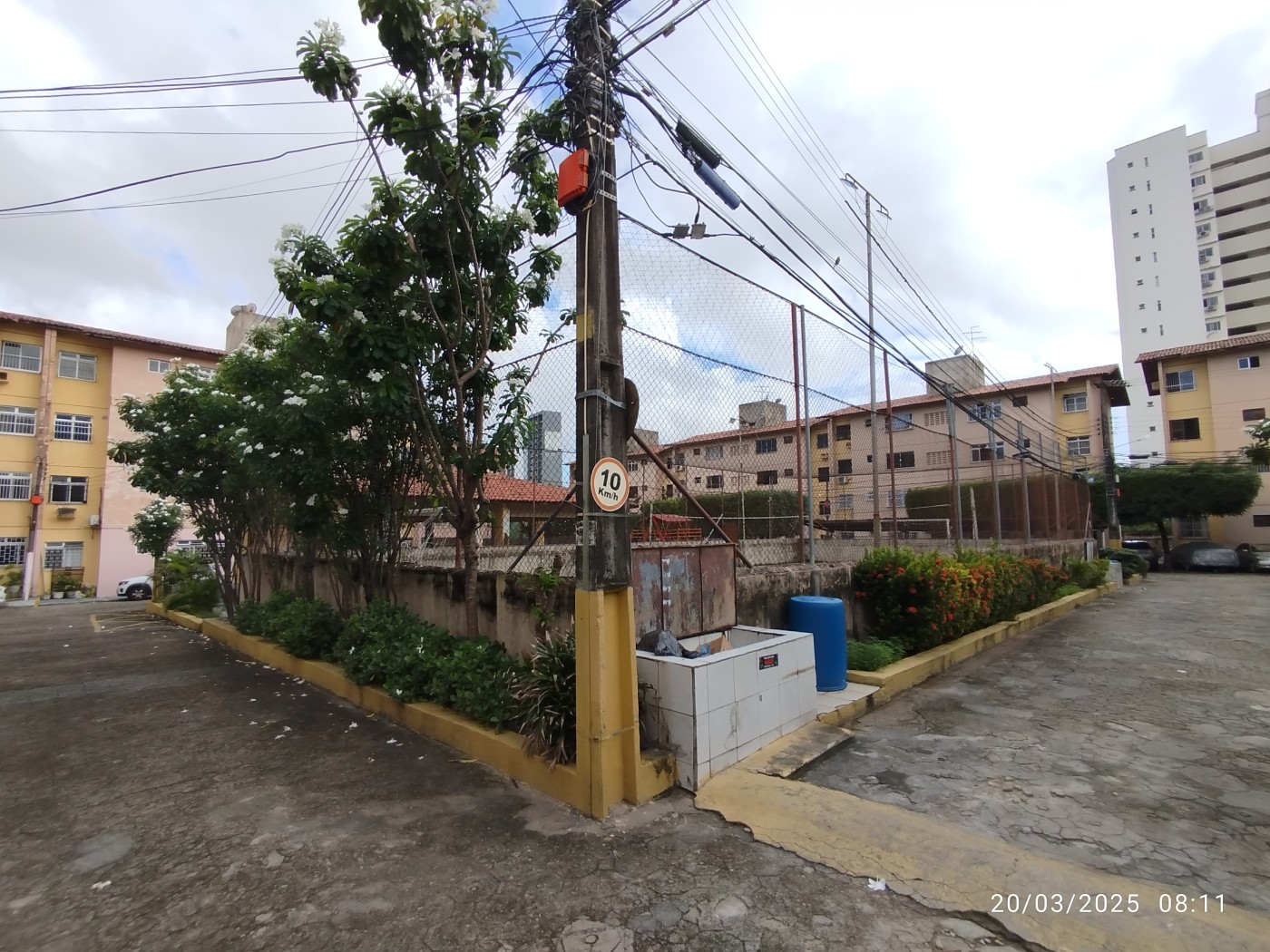 Apartamento para alugar com 3 quartos, 80m² - Foto 6
