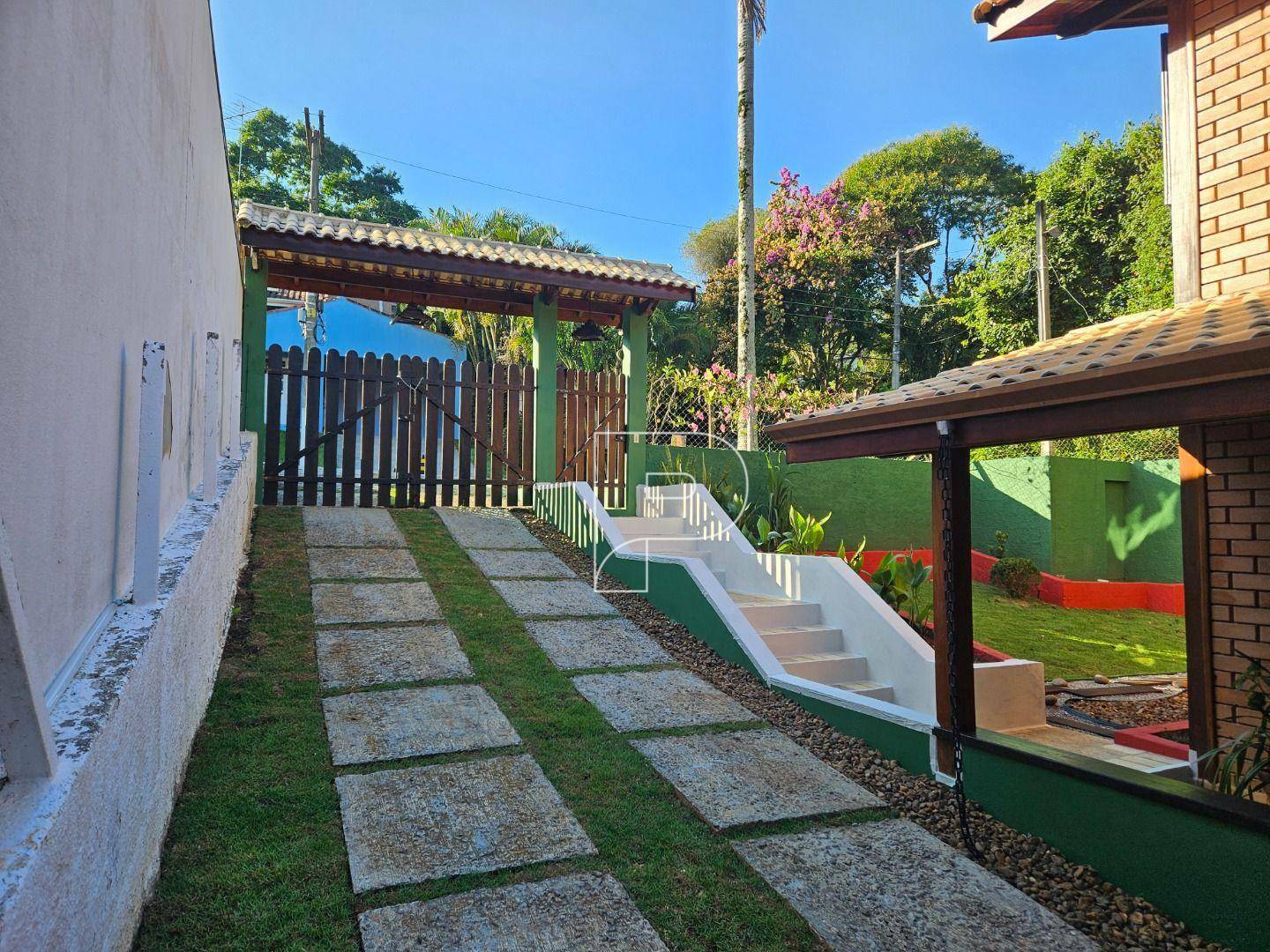 Casa de Condomínio à venda e aluguel com 2 quartos, 198m² - Foto 48