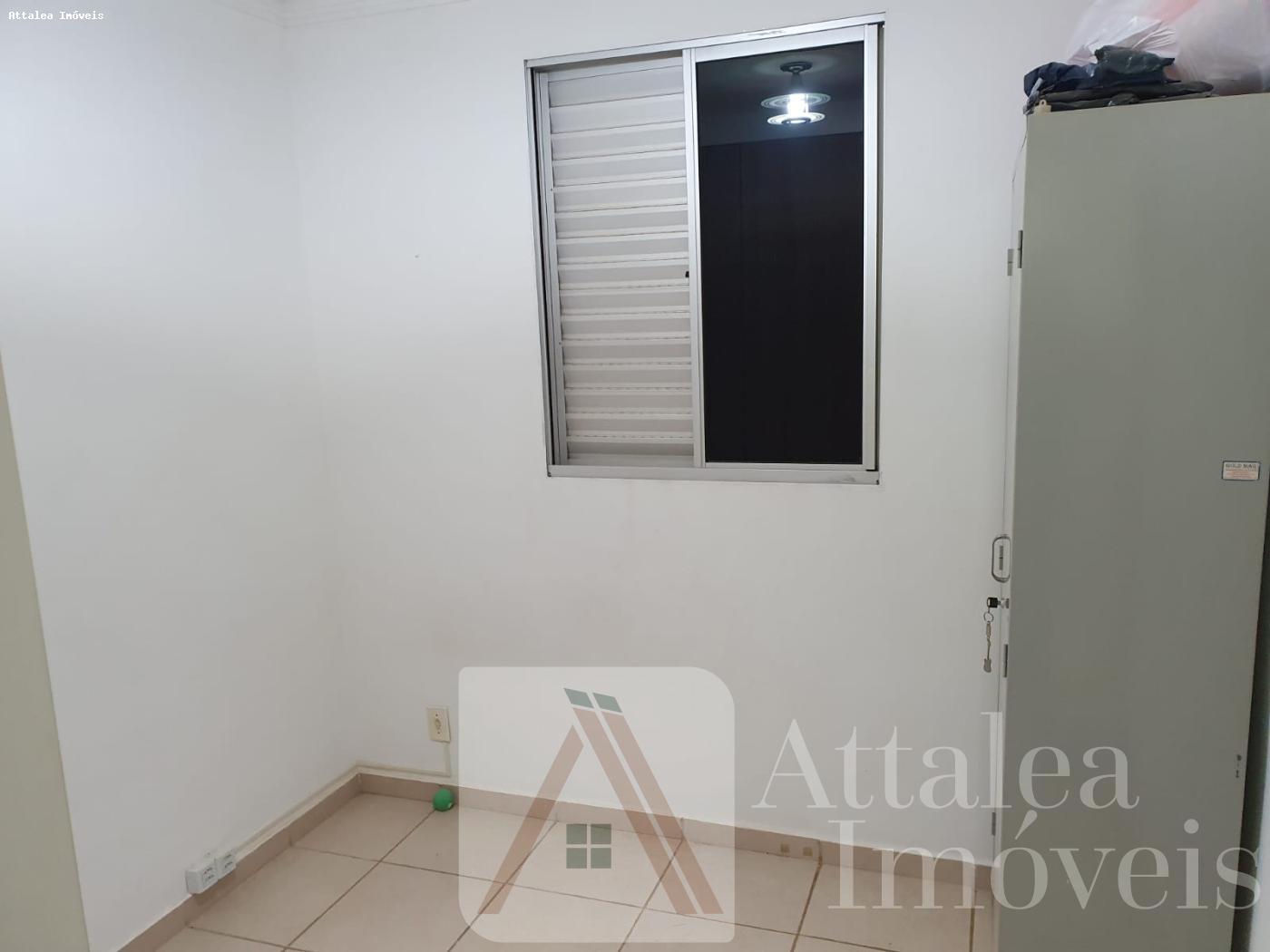 Apartamento à venda com 3 quartos - Foto 13