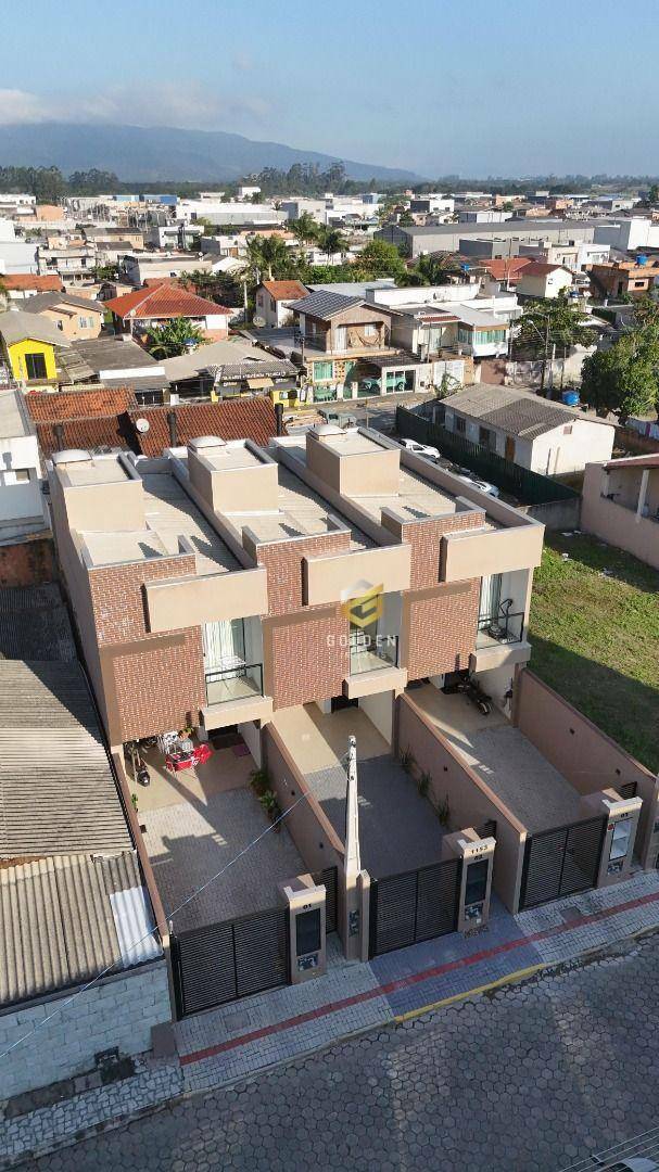 Sobrado à venda com 2 quartos, 110m² - Foto 2