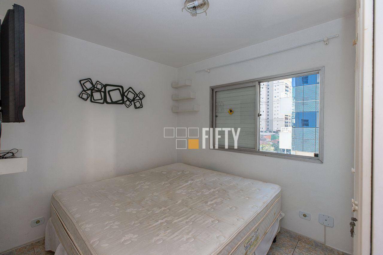 Apartamento à venda com 3 quartos, 81m² - Foto 2