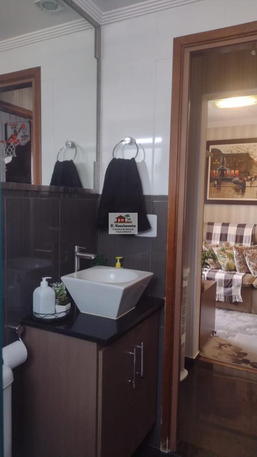 Apartamento à venda com 2 quartos, 62m² - Foto 26