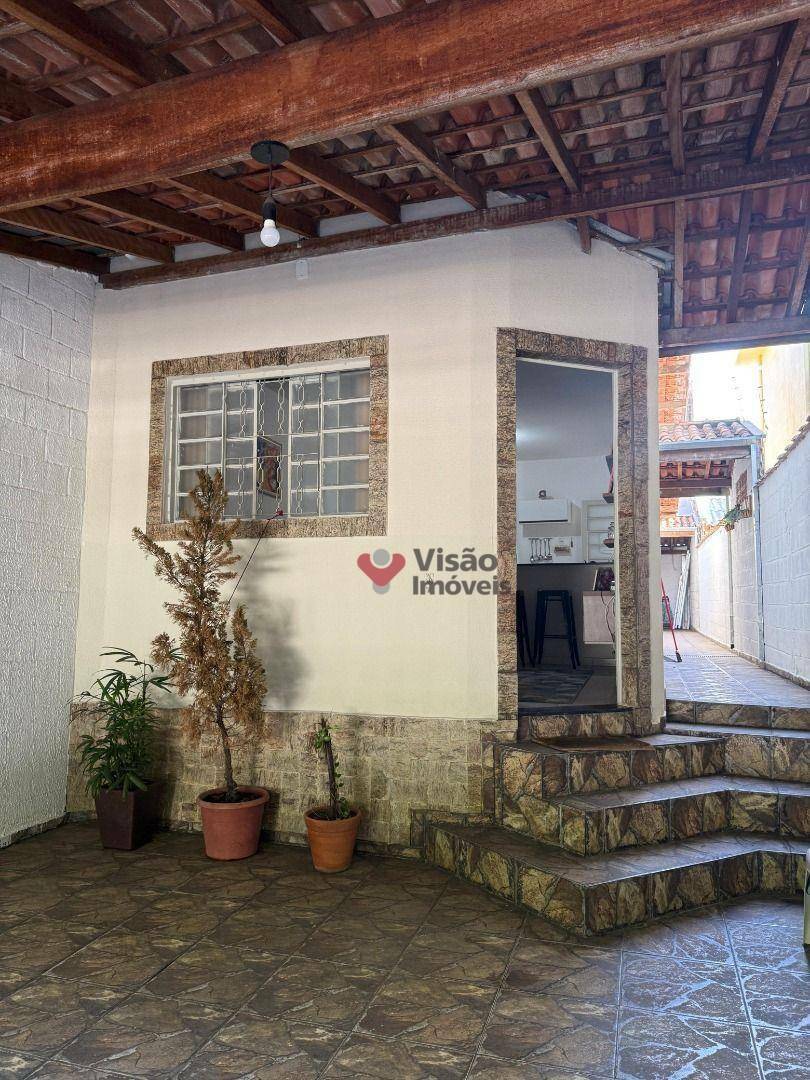 Casa à venda com 2 quartos, 120m² - Foto 4
