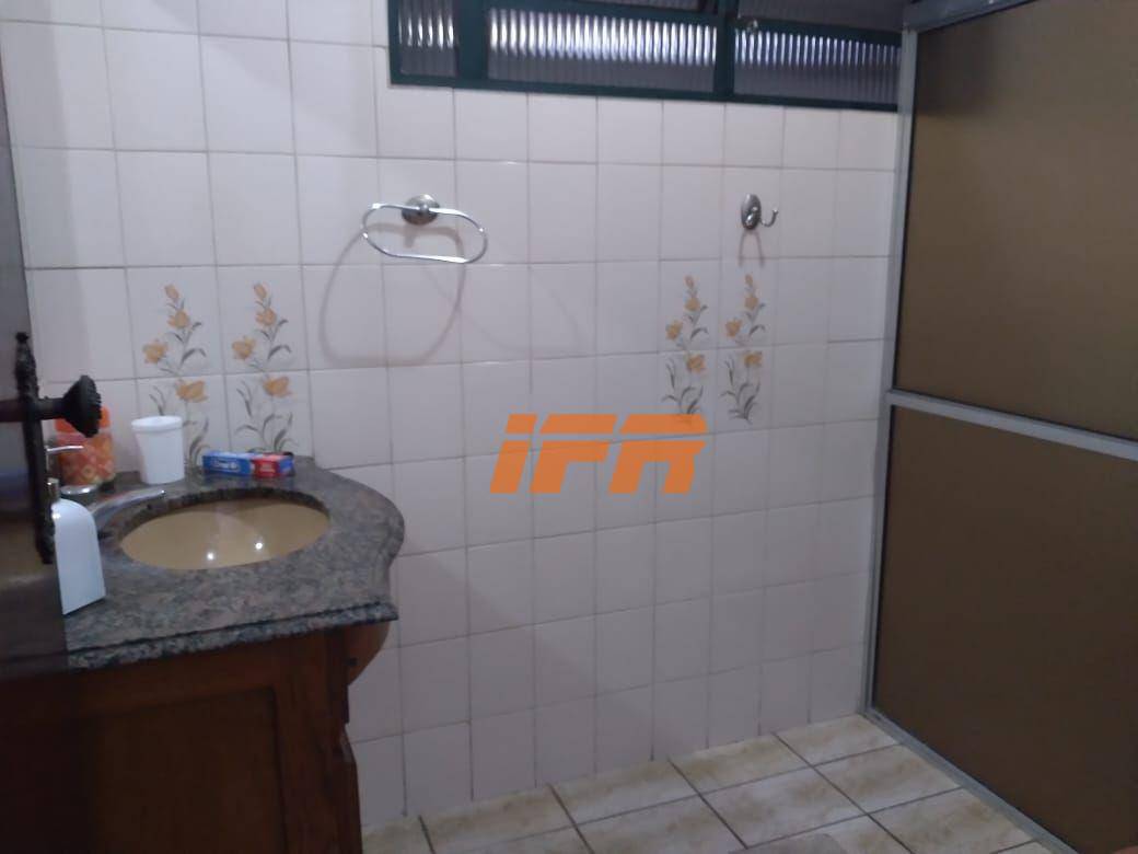 Sobrado à venda com 3 quartos, 250m² - Foto 23