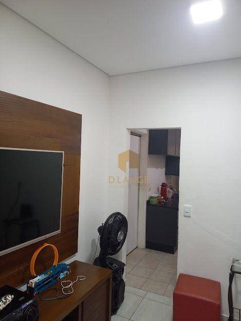 Casa à venda com 3 quartos, 151m² - Foto 4